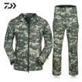 2020 Daiwa Winter for Fishing Suit Tactical Softshell Camouflage Fishing Jacket Waterproof Hunting Outdoor Clothes Fishing Wear