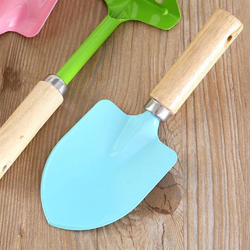 3Pcs Kids Candy Color Garden Tools Mini Metal Trowel with Wooden Handle Gardening Tools Trowel Rake Shovel for Children