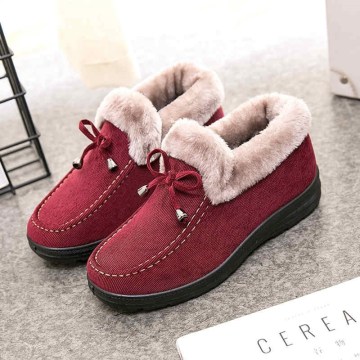 Winter Beijing cotton-padded shoes thermal women plus velvet thickened short flat skidless snowshoe mother maomu shoes 35-41