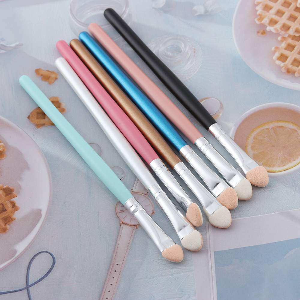 1Pc New Portable Eye Shadow Eyeliner Eyebrow Lip Brush Eyeshadow Sponge Brush Stick Applicator Eyes Makeup Cosmetic Tool Sponge