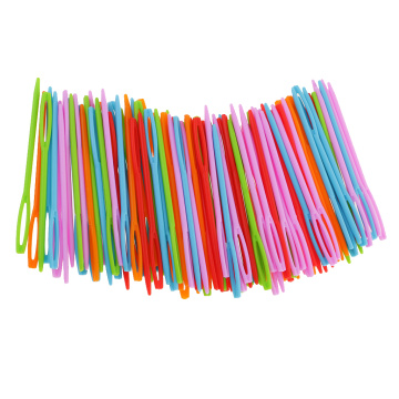 100 Pieces Plastic Darning Threading Weaving Sewing Needles for Kids Craft 7cm