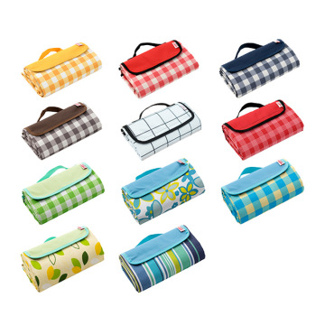 145x 200cm Waterproof Folding Outdoor Camping Mat Widened Picnic Mat Lattice Beach Blanket Baby Multiplayer Widen Picnic Cloth