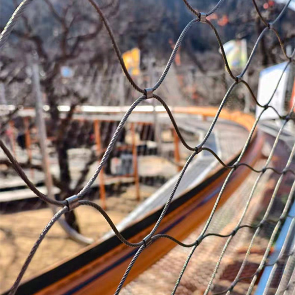 Stainless steel cable mesh for railings