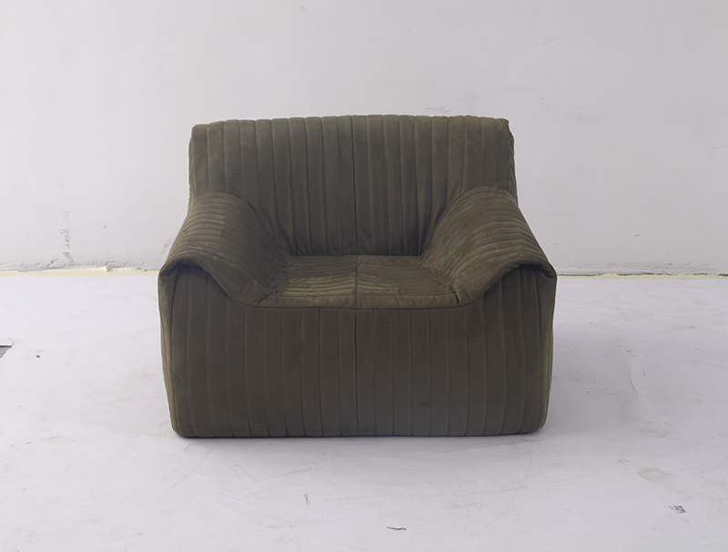fabric_sandra_armchair_by_ligne_roset