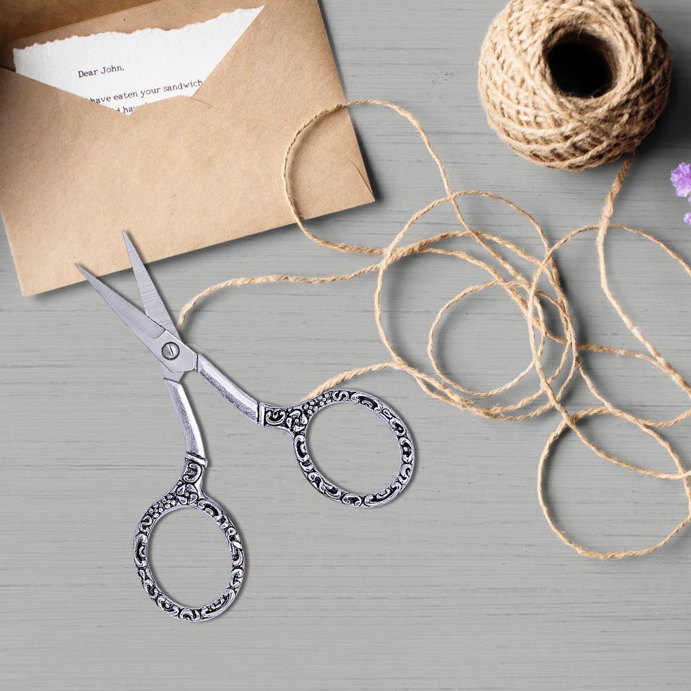 LMDZ 5pcs/ Set Vintage Silver Antique Crafts Embroidery Sewing Scissors Gift Thimble Needle Case Awl Tailor's Scissors