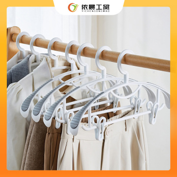 Heavy Duty Wide Shoulder Plastic Hangers