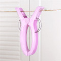 1PC Large Bright Colour Plastic beach towel clip Pegs Clips To Sunbed Quilt decorative clothespins clothes pegs mini gadget C50