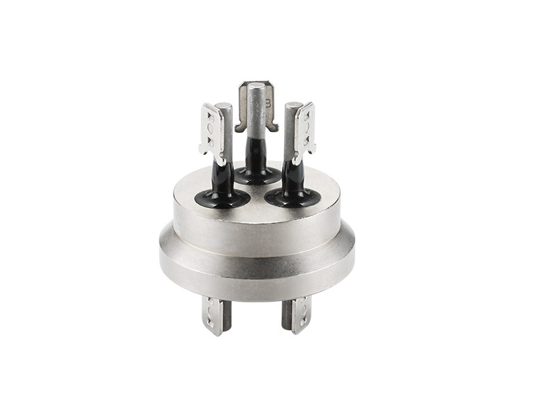CO2 three-phase seal terminal