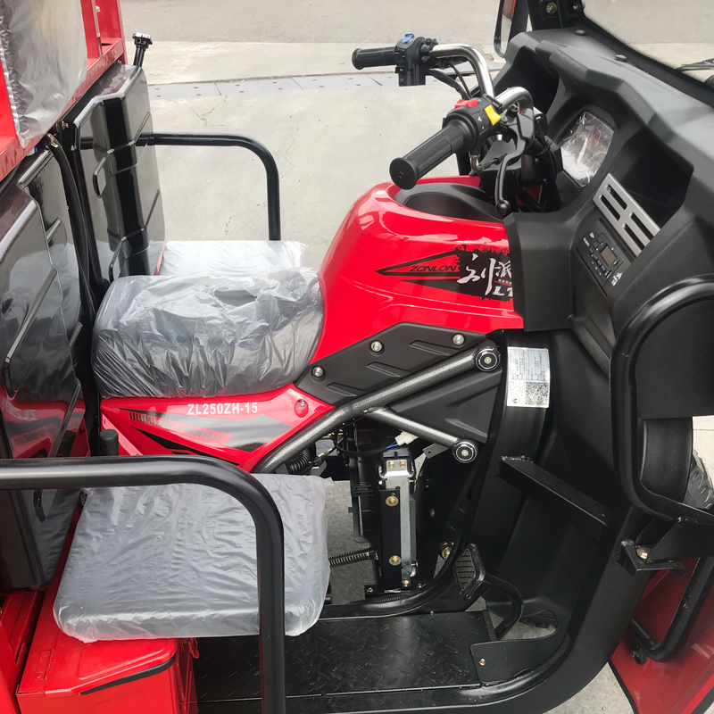 Small Commercial Tricycle With Cab