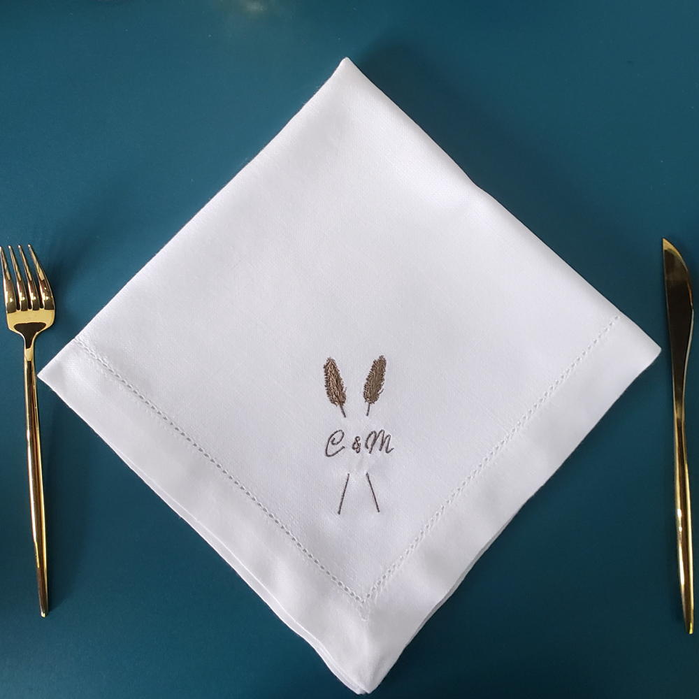 Customized Personalized Napkins Custom napkins Embroidered Cloth Napkins Wedding Gift Monogrammed Napkins