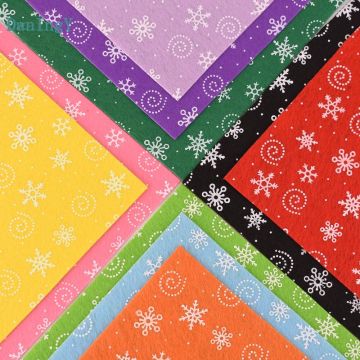 DwaIngY Printed snowflake Non Woven Felt Fabric 1mm Thickness Polyester Cloth Sewing Dolls Crafts Home Decoration Pattern 15x15c