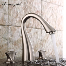 Basin Faucets Brush Nickel Dual Handle Widespread Bathroom Sink Faucets Deck Mounted Basin 3 Hole Bathtub Mixer Taps WB1501