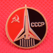 Soviet CCCP pin space flight universe brooches USSR communist hammer and sickle badge rockets launch jewelry men patriot gift