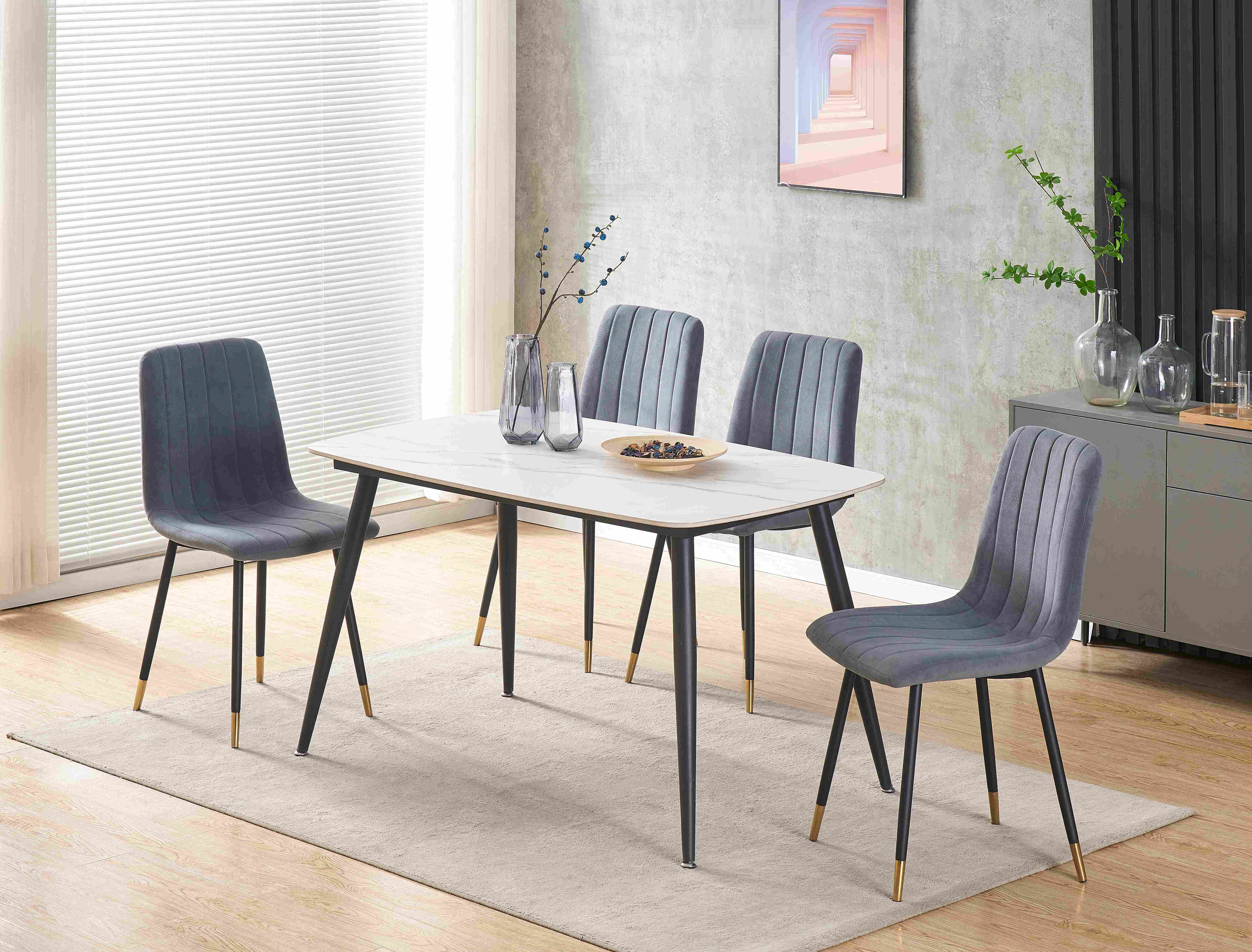 BR-24A14  fabric dining chair with gold feet5