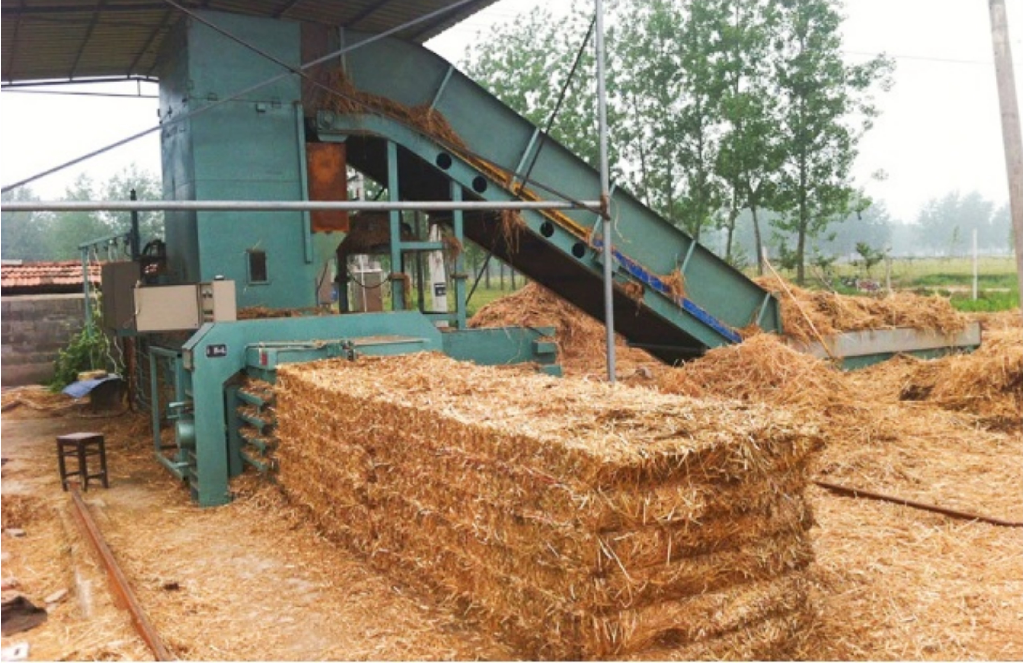 straw baler