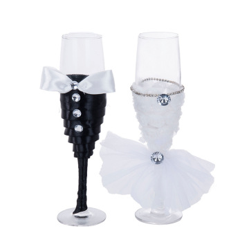 2019 New Dress Glasses High Glass Groom Bride Rhinestone Dress Wedding Champagne Pair Cup Wedding Supplies