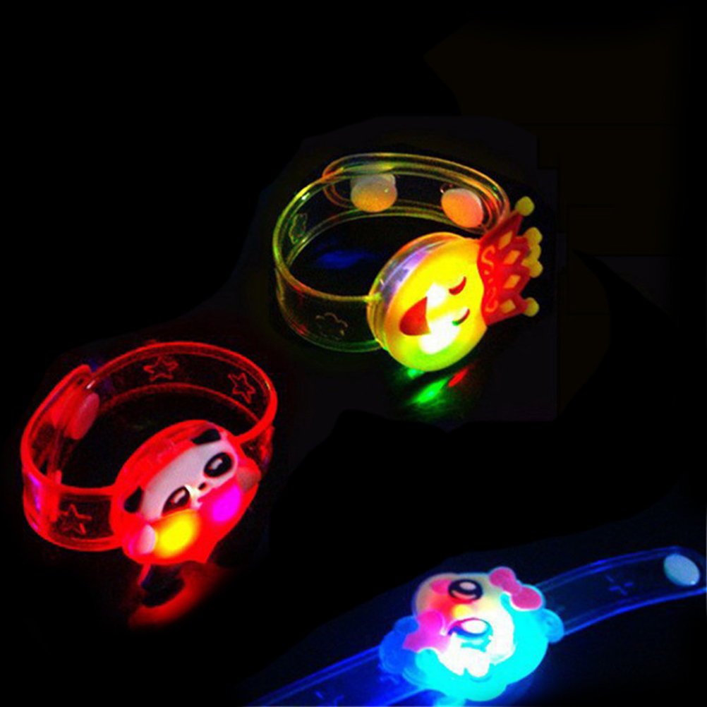 1 Pcs Cartoon Flashlight LED Wrist Watch Bracelet Halloween Kids Gift Bracelets Fluorescent Event Festive Party Supplies Decor