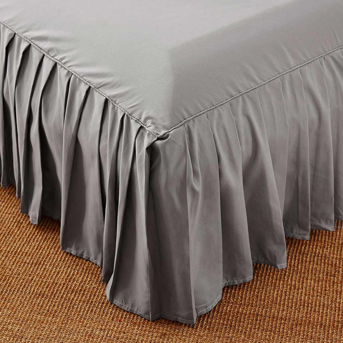 Solid Color Polyester Bedspread Fitted Sheet Cover Soft Non-Slip King Queen Bed Skirt Twin Full Queen King