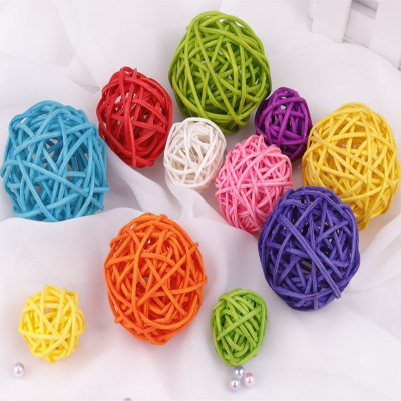 12 Pcs 3~5 Cm Mixed Color 3 Kind of Size Wicker Sepak Takraw DIY craft Home Decoration Cane Ball Winter Wonderland Decorations