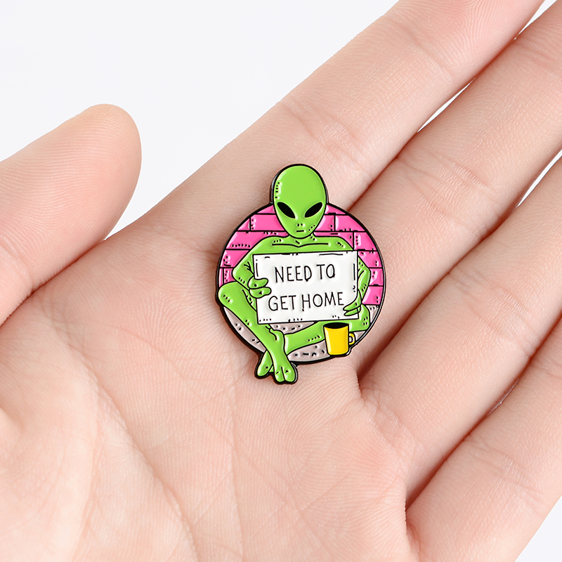 Begging ET Enamel Pin Custom Alien Brooches for Shirt Lapel Backpack Banner Funny Badge Jewelry Gift for Kids Friends