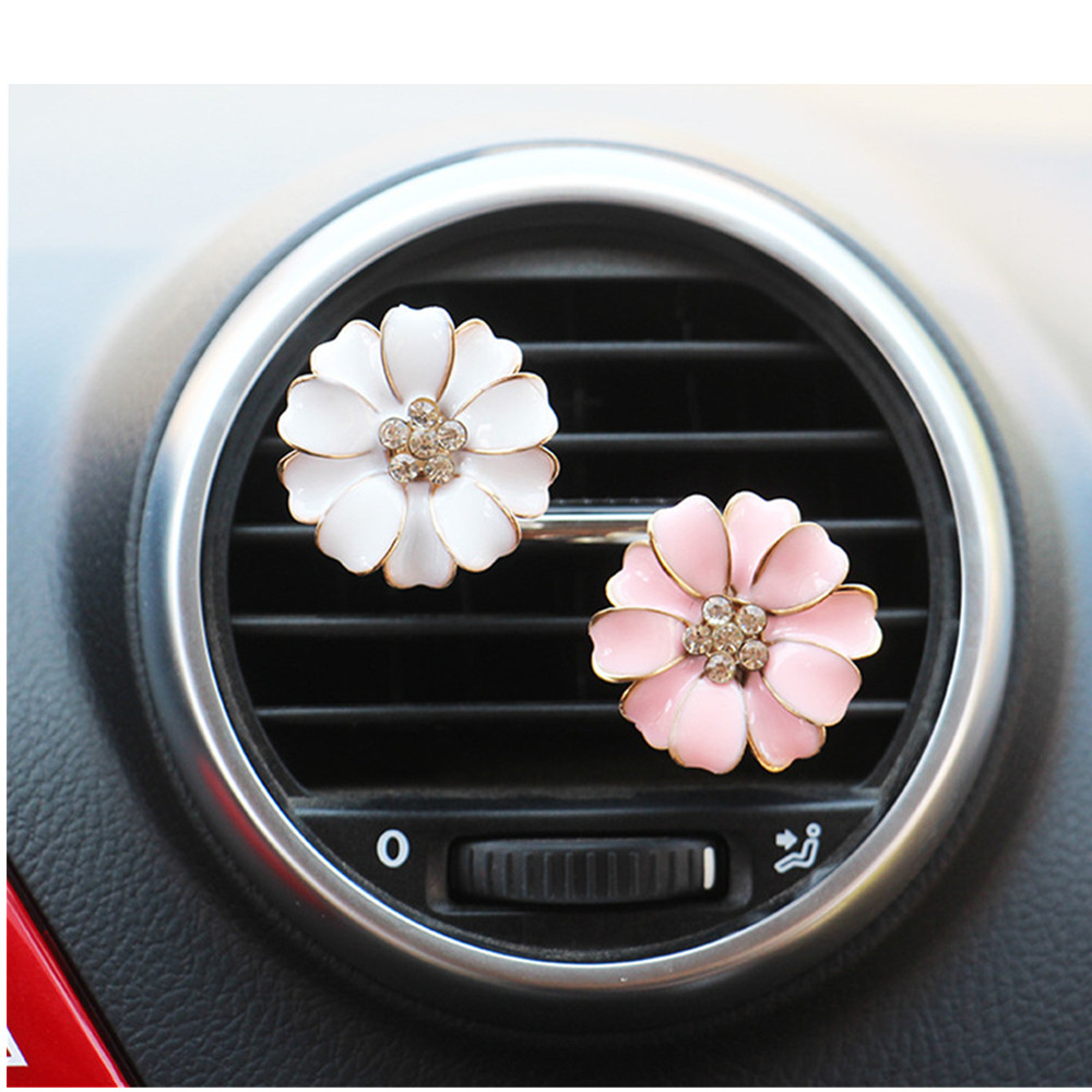 Car Air Freshener Car Perfume Diffuser Clip Car Auto Vent Freshener Essential Car Accessories Ornaments Rhinestone Daisy Flower