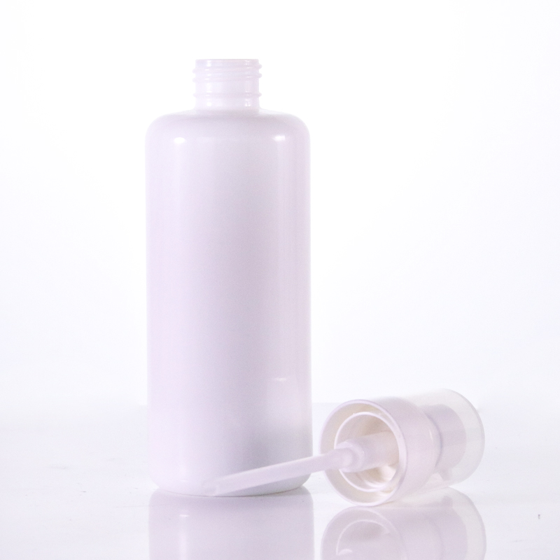 Round Shoulder White Lotion Bottle With Clear Cover3 Jpg