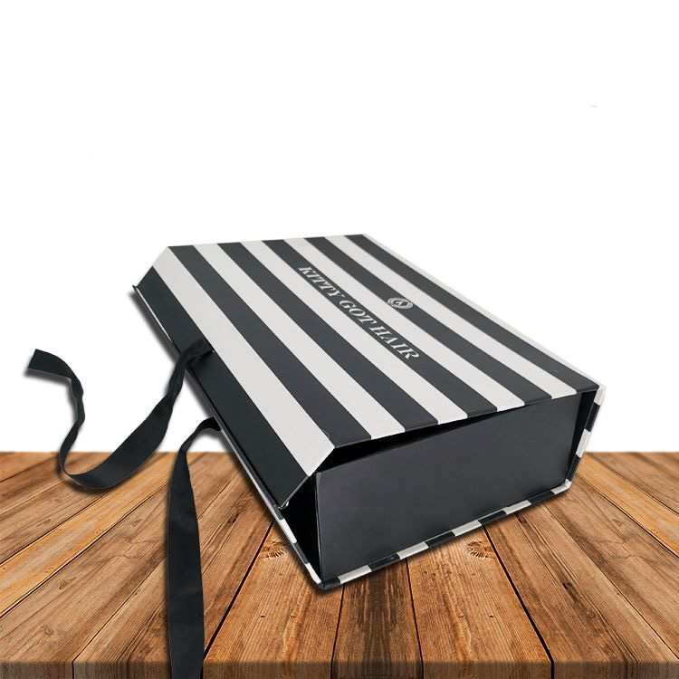 Ribbon Box With Magnetic Closure Jpg