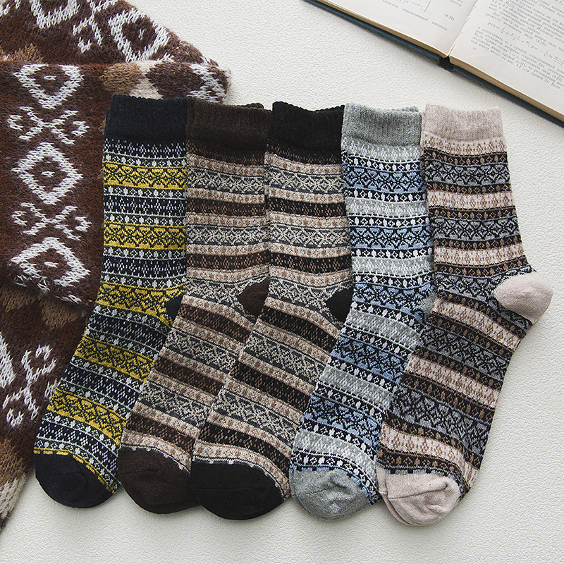 5Pairs/lot New Witner Men Socks Thick Warm Wool Socks Vintage Christmas Socks Colorful Socks Gift Free size YM9001