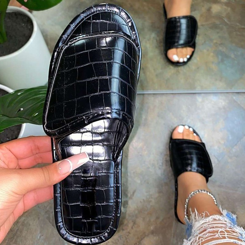 Ladies Slippers Crocodile Skin Women Jelly Shoes Woman Soft Bottom Slippers 2020 sandals Hook Loop Pu Leather Bling