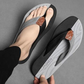 Soft Men Beach Flip Flops Slippers Skid-proof Male Summer Shoes Hard-wearing Comfortable Men Shoes Large Size 39-47