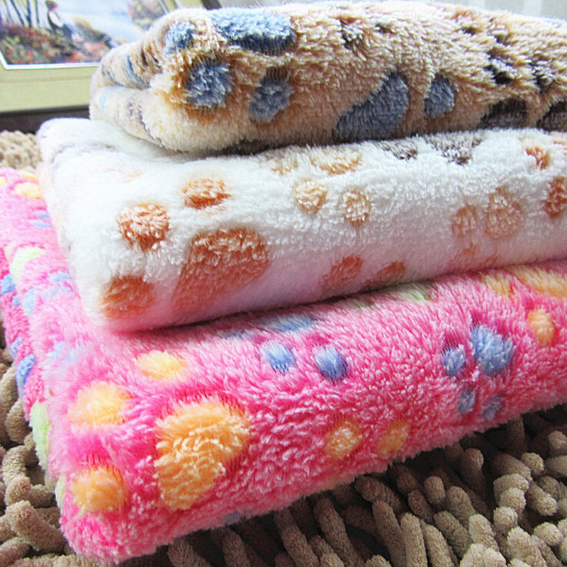 Cute Footprint Pet Dog Cat Blankets Fall And Winter Warm Velvet Towels For Dogs Creamy Coffee Rose On Your Choice Size S M L