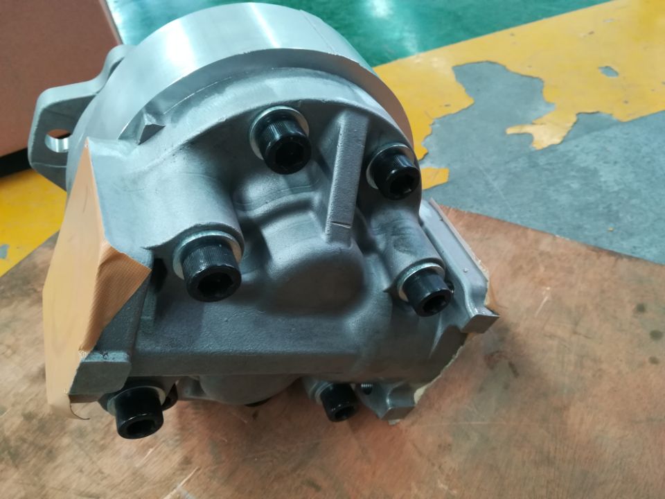 gear pump 705-22-44020 use for HD785-3 dump truck