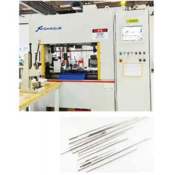 Automatic straightening machine for medical bone dril