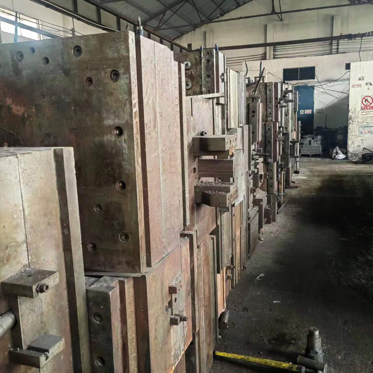 molds1