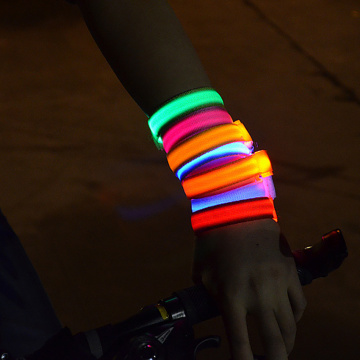 LED Light Up Band Flash Bracelets Night Safety Wrist Band Glow Armband for Cycling Walking Running Concert Camping Outdoor Sport