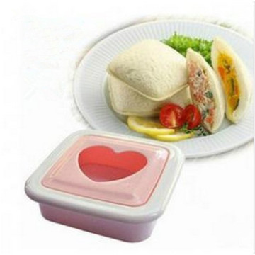 1PC Sandwich Mold Love Heart Shaped Bread Toast Making Mold Mould Toast Cutter Sandwiches Maker Tool OK 0424