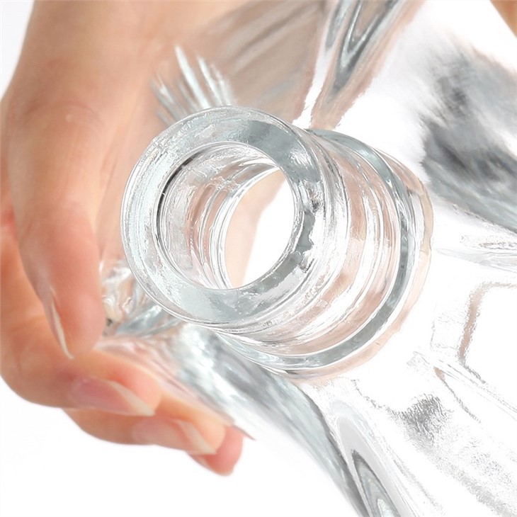 750ml Clear Glass Whiskey Bottles763e7981 40e8 45b3 A0b5 7a0939f521a9 Jpg
