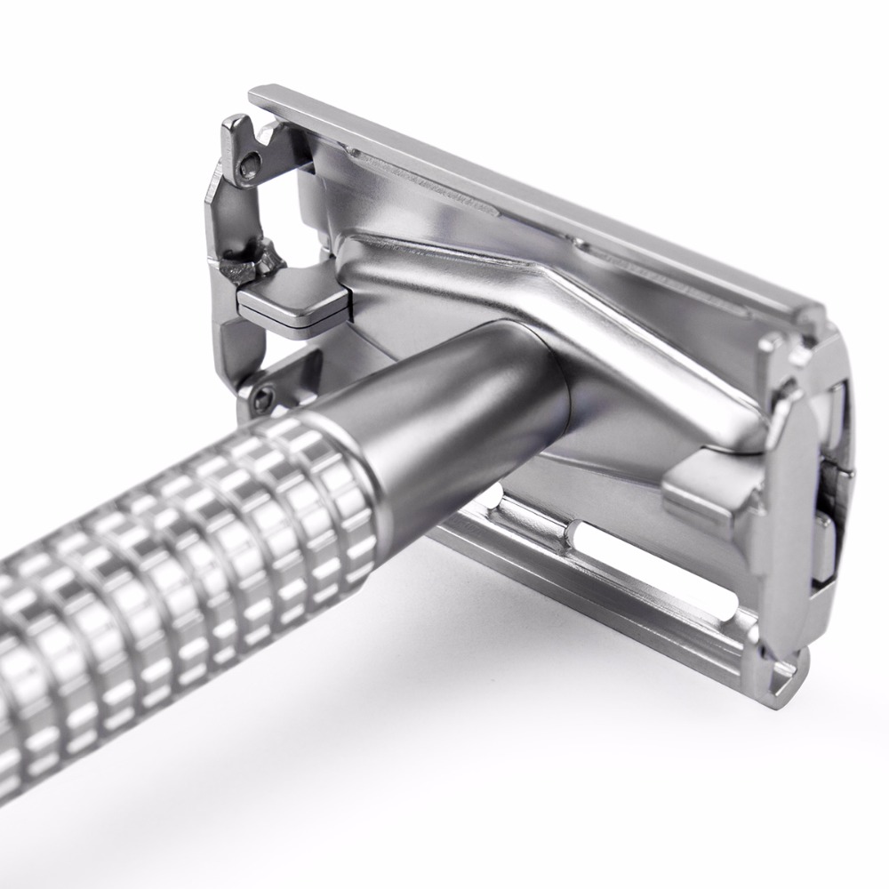 Qshave Double Edge Safety Razor Classic Safety Razor silver color Long Handle Butterfly Open, 1 Handle & 5 blades