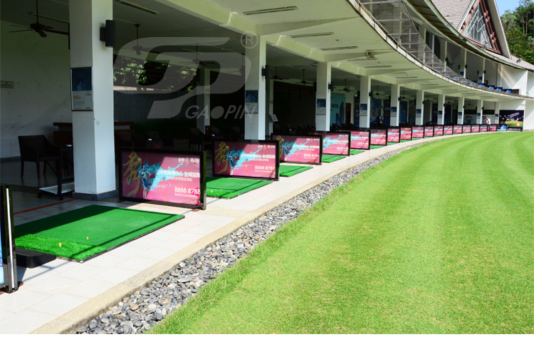Swing Putting Mat  