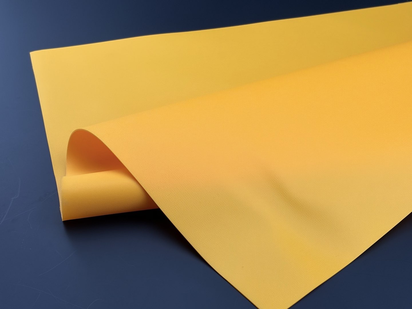 Puncture-Proof 0.96mm Thickness Yellow PVC Film