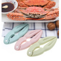 1PC Multifunction Creative Walnut Cracker Nuts Clip Home Accessories Clip Shucker New Kitchen Supplies Crab Pincers KX 231