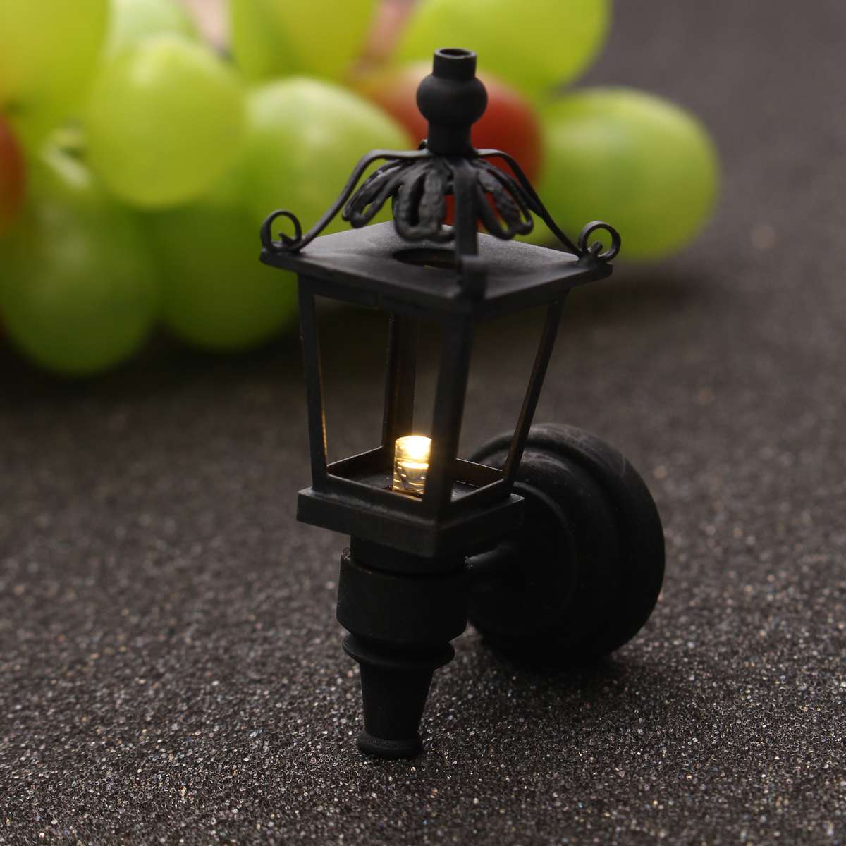 2pcs Miniatura Streetlight LED Electronic Toys Landscape For Doll House Accessories Simulation Miniature LED Wall Light Model