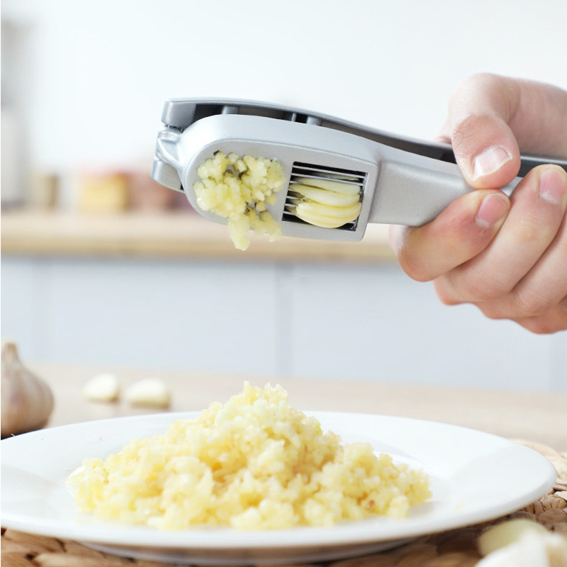 Garlic Press 2 in 1, Aluminum Garlic Mincer Slicer Crusher with Ergonomic Handle, Kitchen Cooking Tools