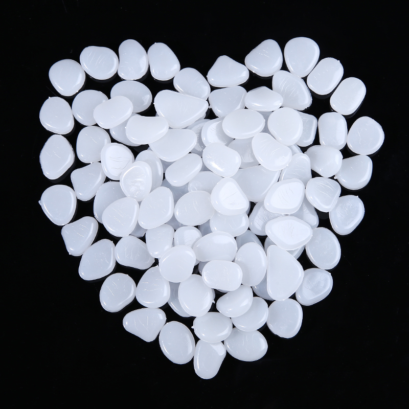 100pcs White Luminous Pebble Stones Gardening Aquarium Landscaping Garden Yard Decor Artificial Glow Pebbles Stones