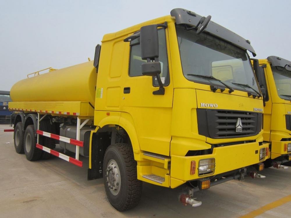 Sinotruk Howo 336Hp Oil Tank Truck ZZ1257N4641W