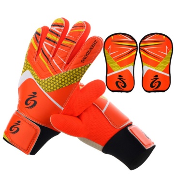 New soccer goalkeeper gloves soccer goalkeeper gloves breathable wear gloves for children 4 colors