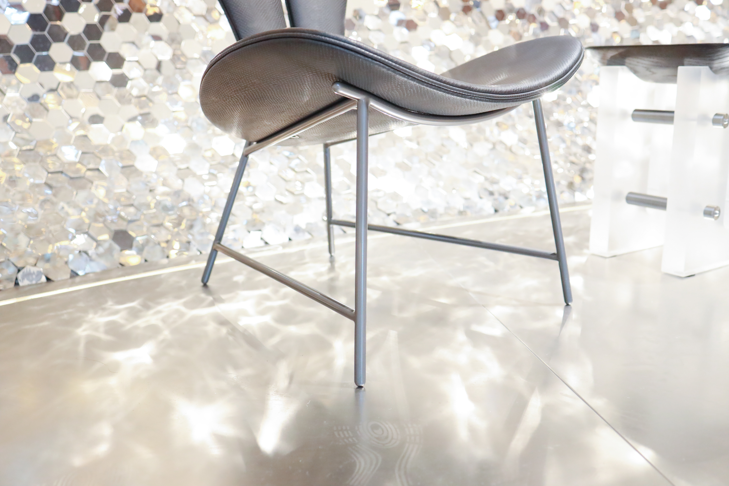 lounge chair-nabi