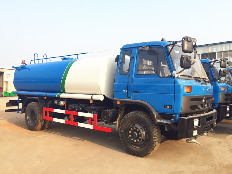 10000L Road Sprinkler Water Vehicle China Manufacturer
