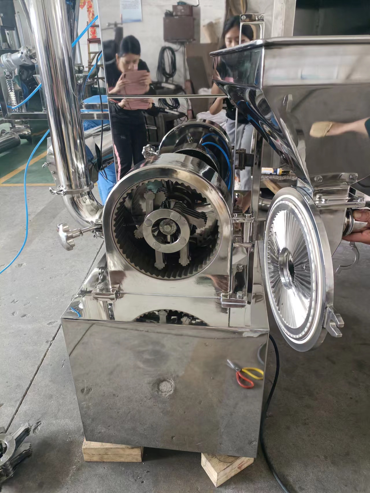 pulverizer machine