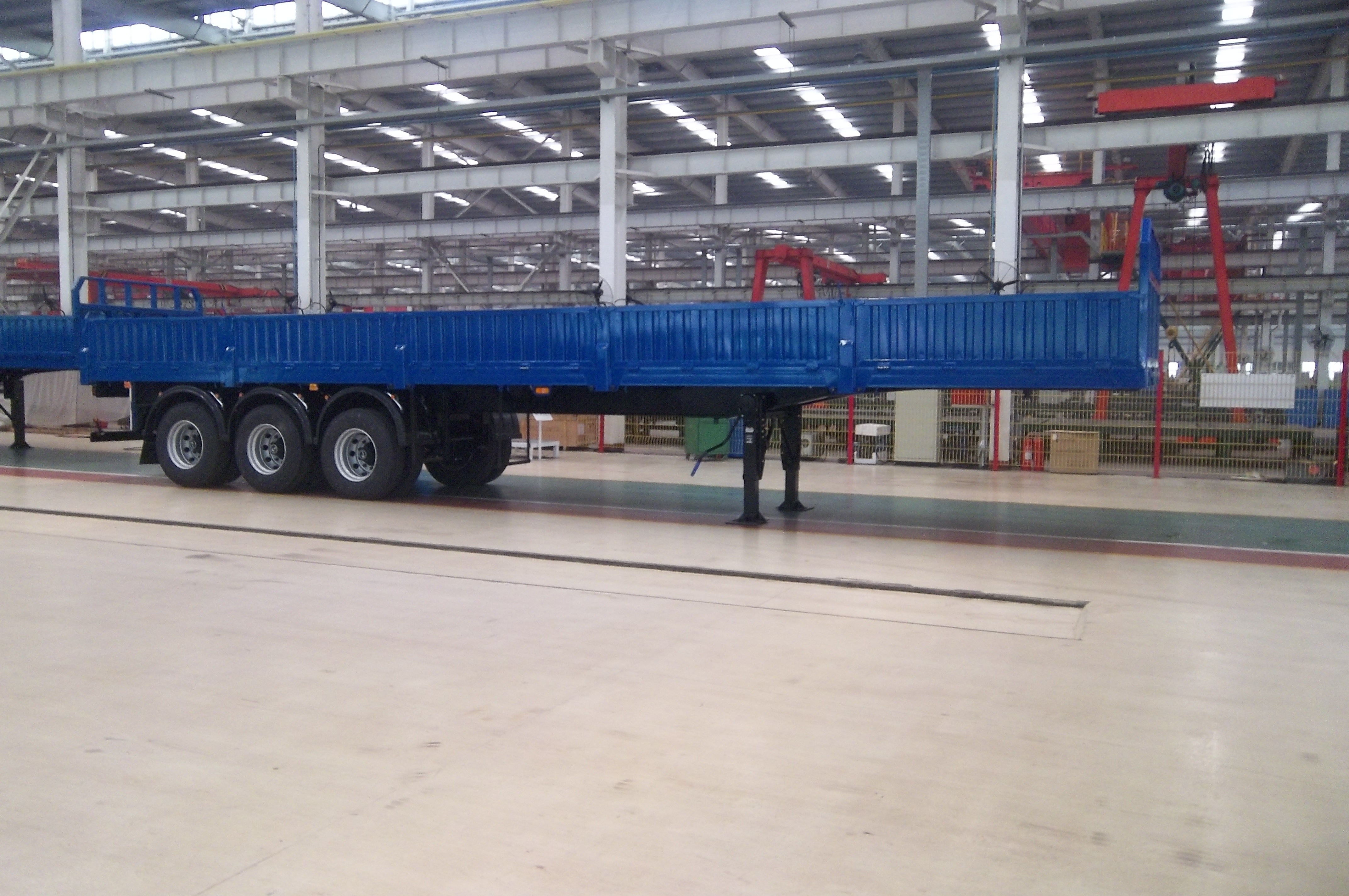 3 axles Sidewall Semi Trailer